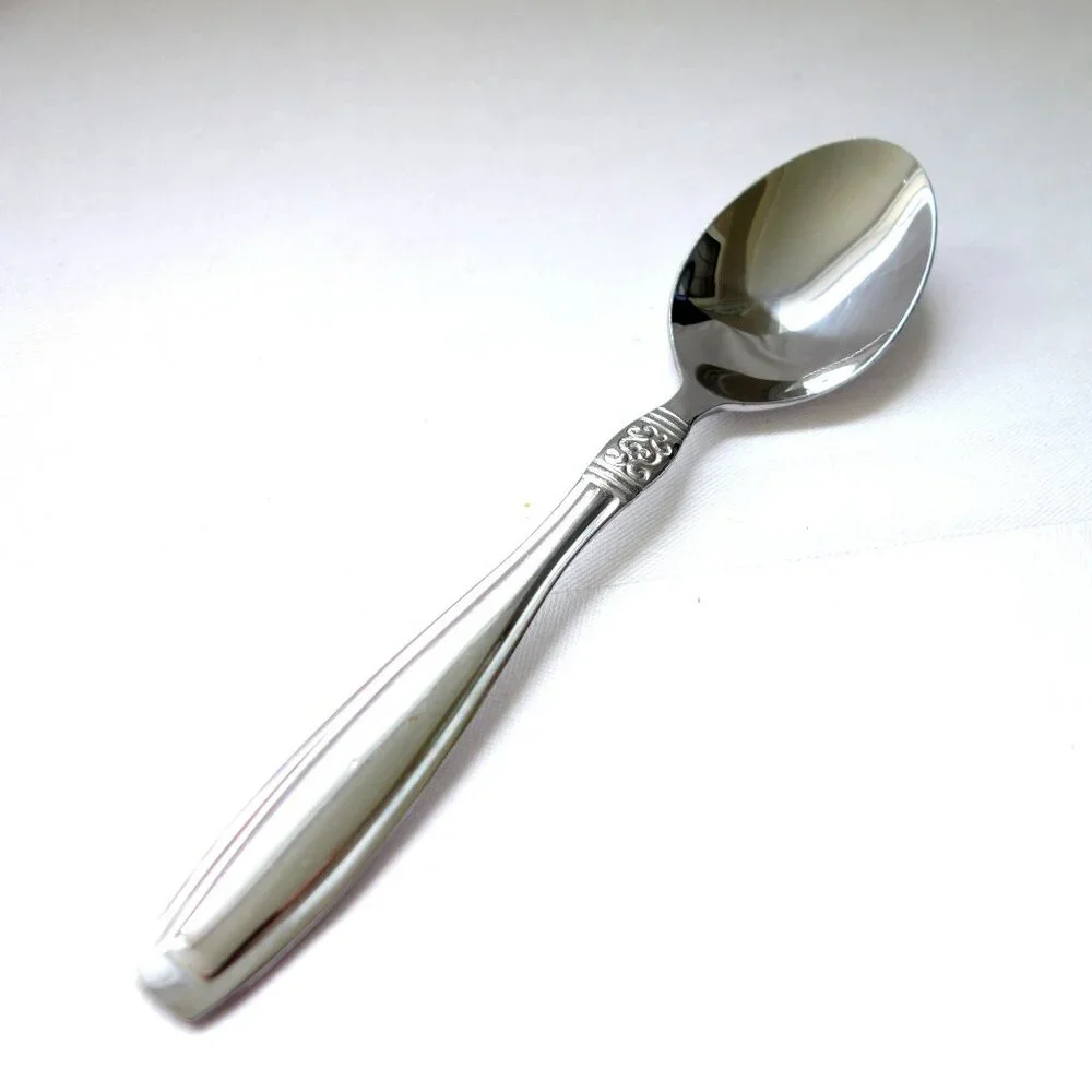 Oneida Vista Stainless 18/0‎ Flatware 4 Soup Tablespoons